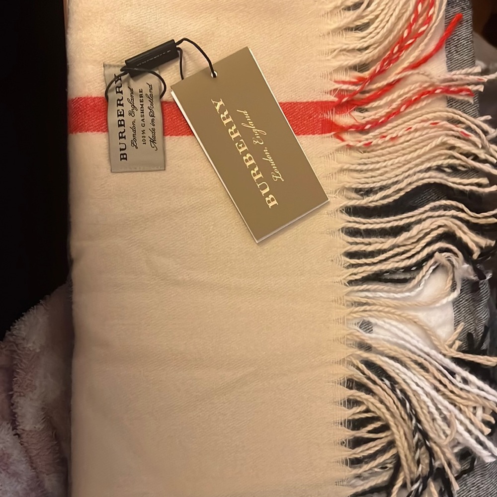 2018 scarf